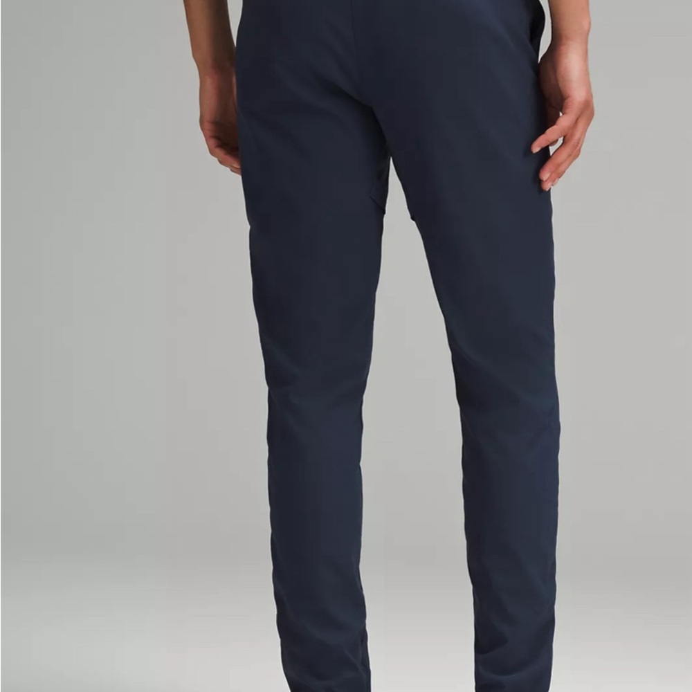 Lululemon Men's Navy Pants ABC Slim-Fit Golf Trouser || 34" length
